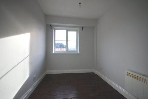 2 bedroom flat to rent, Tylers Court, Vicars Bridge Close, Wembley