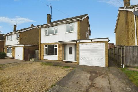 3 bedroom detached house for sale, Willow Way, Wisbech, Cambridgeshire, PE13 2SY