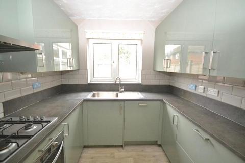 3 bedroom semi-detached house to rent, Bradwell Common, Milton Keynes MK13