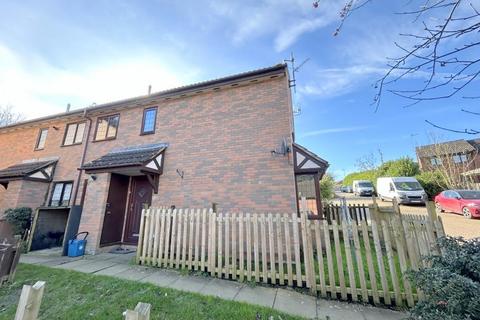 undefined, Felbrigg Close, Wigmore, Luton, LU2 8UL