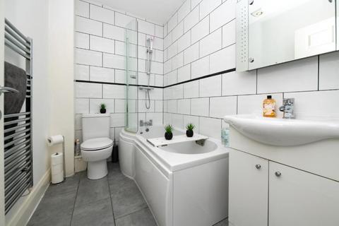 1 bedroom apartment for sale, Morecambe LA4