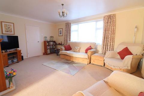 undefined, Luton LU3
