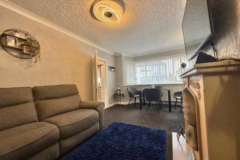 2 bedroom semi-detached house for sale, Crockford Road, West Bromwich, West Midlands, B71 2ES