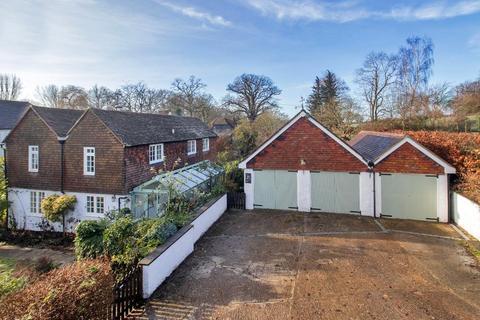 4 bedroom detached house for sale, Lovehurst Lane, Staplehurst, Kent, TN12 0EY