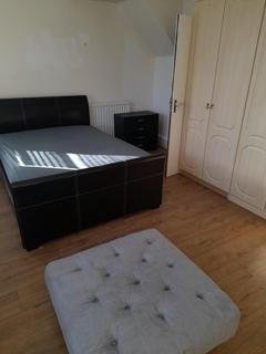 3 bedroom house share to rent, Lothian Road