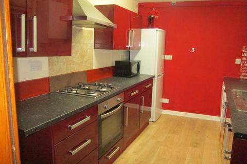 4 bedroom house share to rent, princes road