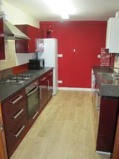 4 bedroom house share to rent, princes road