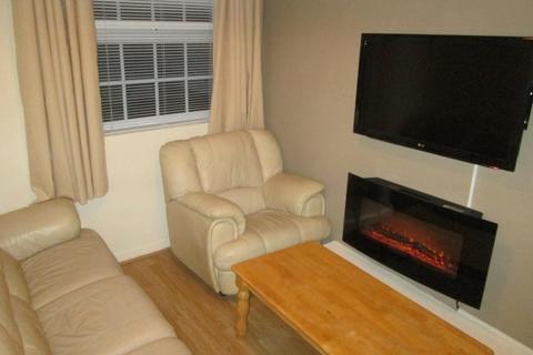 4 bedroom house share to rent, princes road