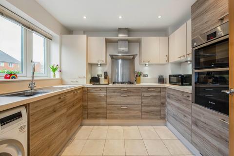 3 bedroom semi-detached house for sale, Horders Wood Gardens, Waltham Chase