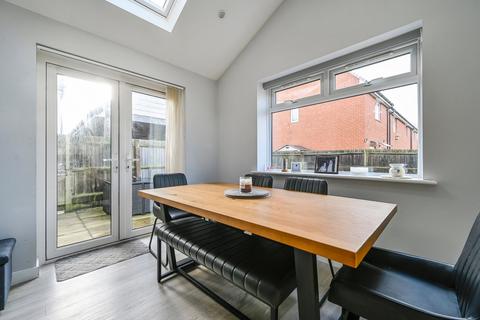 4 bedroom detached house for sale, Ryeland Way, Kingsnorth, Ashford, Kent, TN25