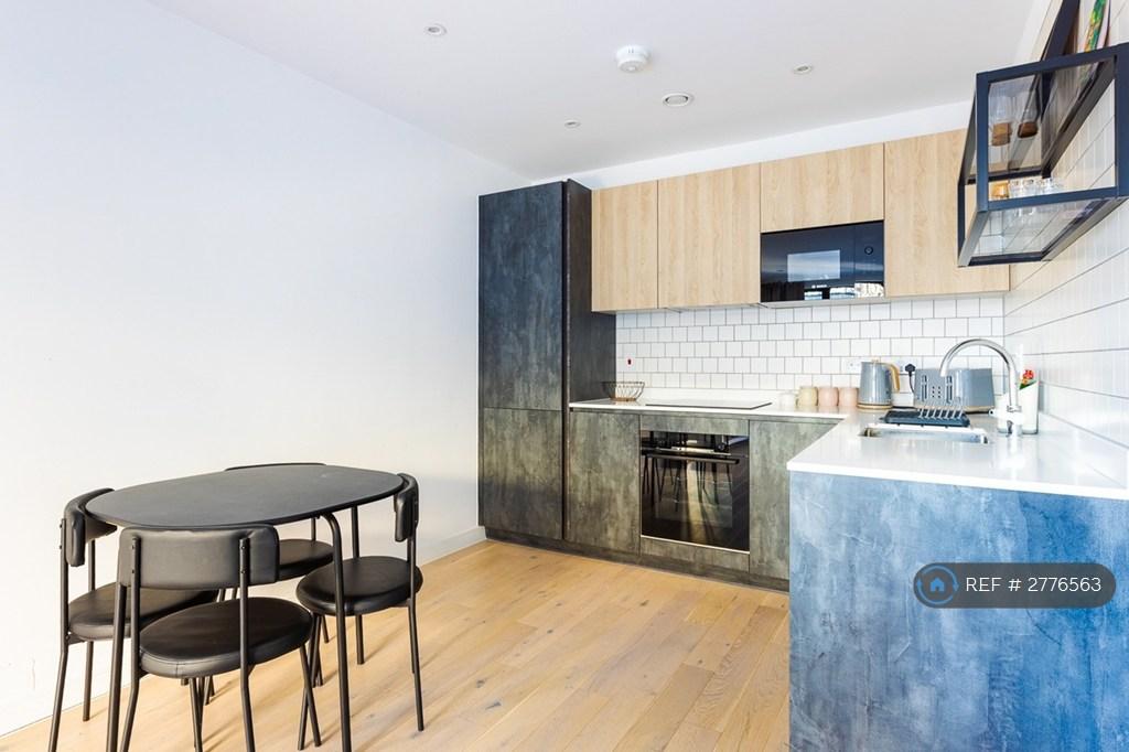 Kitchen &amp; Dining Area