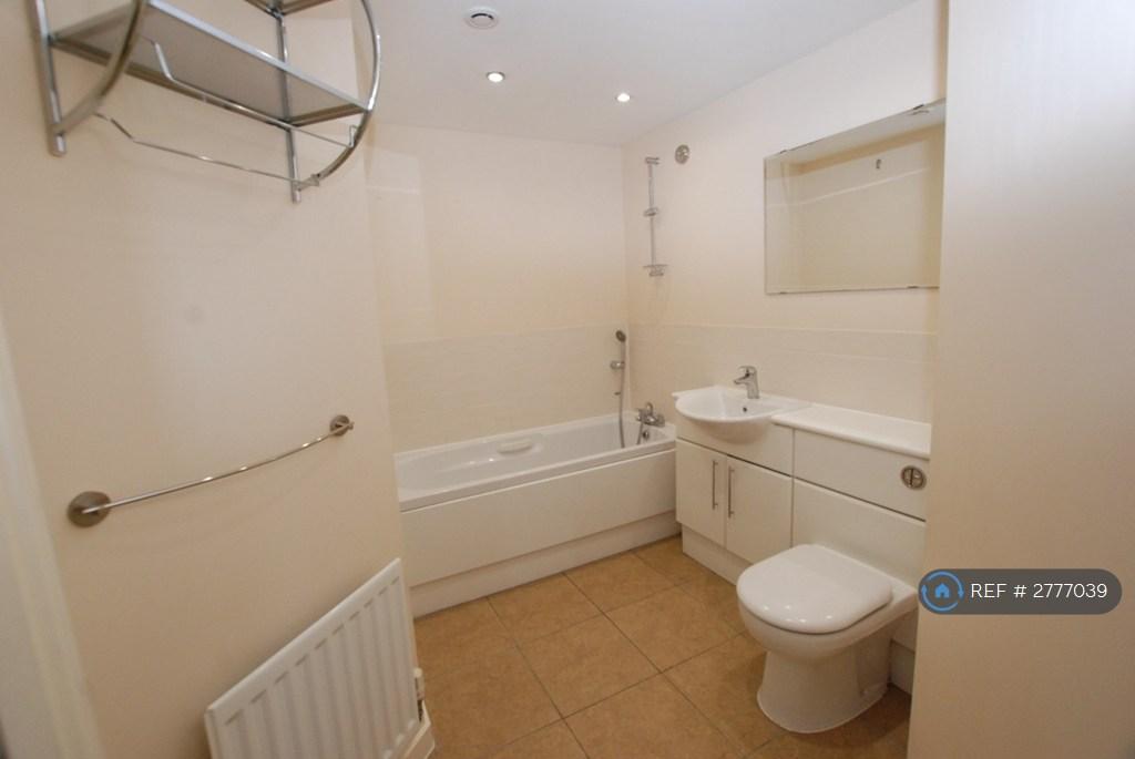 Main Bathroom
