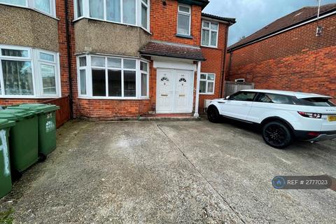 2 bedroom maisonette to rent, Osborne Road South, Southampton, SO17