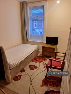 undefined, Lansdowne Road, Chatham, ME4