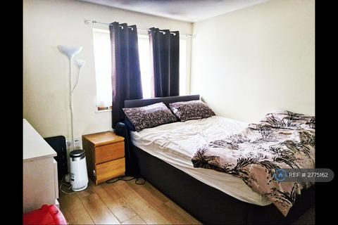 undefined, Highfield Road, Feltham, TW13