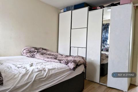 undefined, Highfield Road, Feltham, TW13
