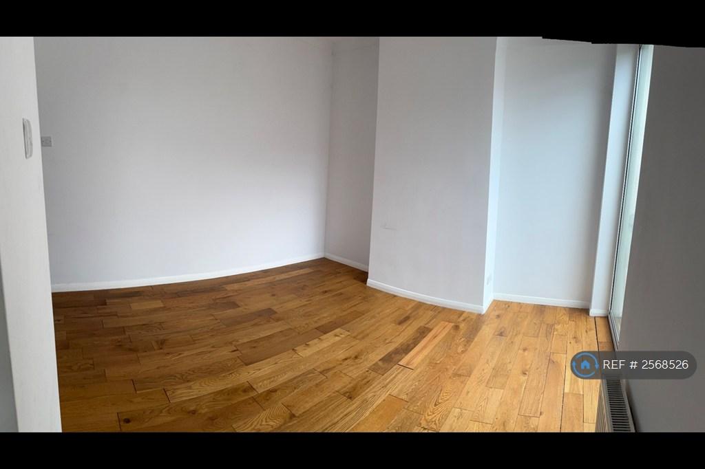 Rear Lounge/Dining Room