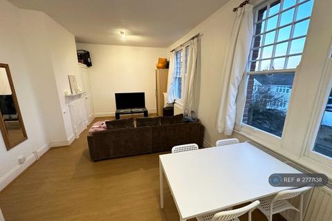 2 bedroom flat to rent, Cranes Park Avenue, Surbiton, KT5