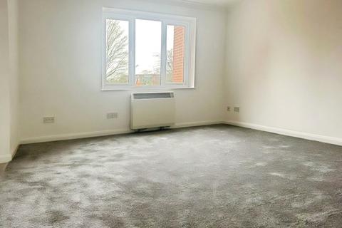 2 bedroom apartment for sale, Missenden Gardens, Burnham, Slough