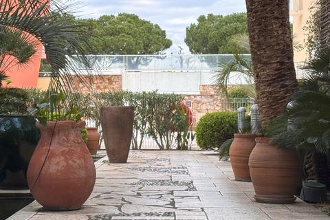 1 bedroom apartment, Antibes, France
