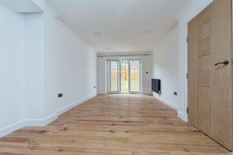 undefined, 66 Brighton Road, Purley, CR8