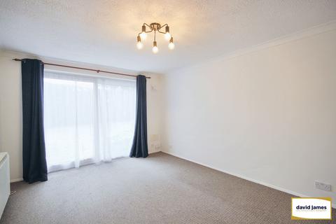 1 bedroom flat for sale, Dyke Drive, Orpington
