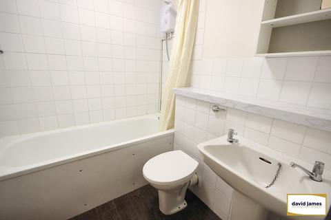 1 bedroom flat for sale, Dyke Drive, Orpington