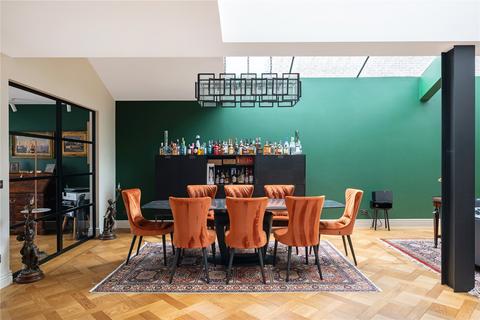 undefined, Hillside Close, St. John's Wood, London, NW8