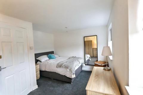 undefined, Room 3