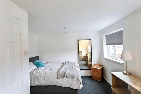 undefined, Room 3