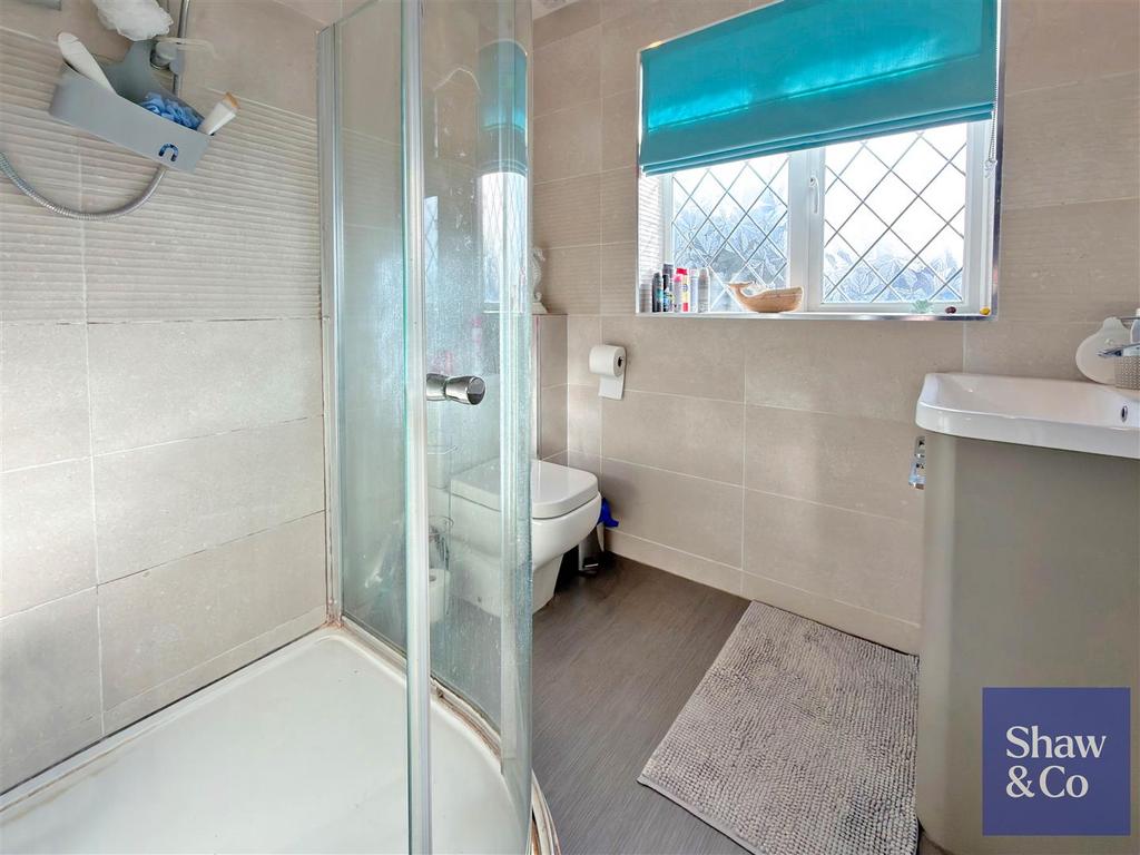 Shower Room.jpeg