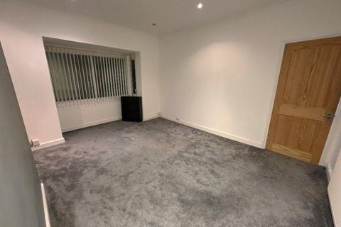 2 bedroom flat to rent, Stamfordham Road, Newcastle upon Tyne