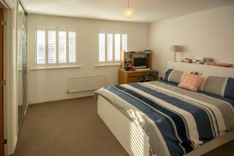 5 bedroom detached house for sale, Randalls Drive, Crewe
