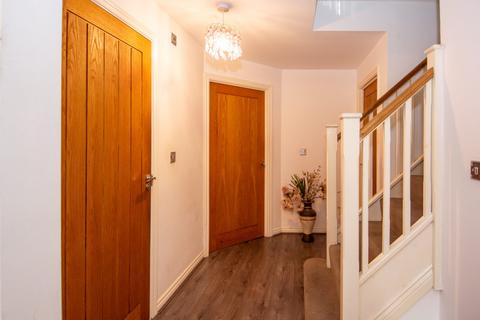 5 bedroom detached house for sale, Randalls Drive, Crewe