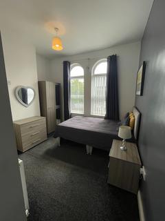 undefined, Room 5