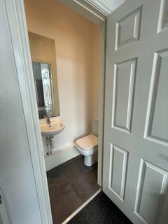 undefined, Room 5