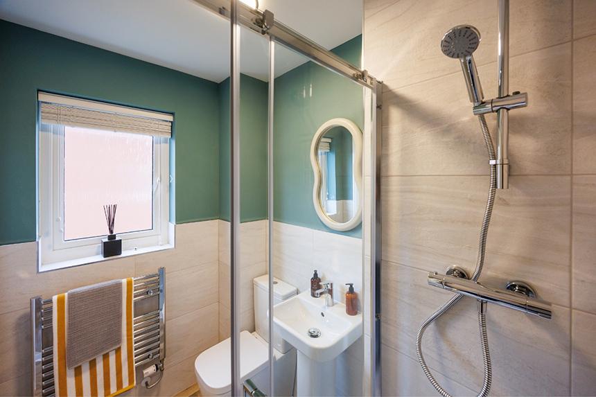 Spruce Ensuite