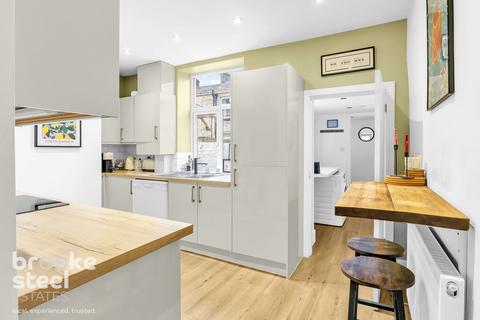 2 bedroom terraced house for sale, Bolton Road North, Stubbins