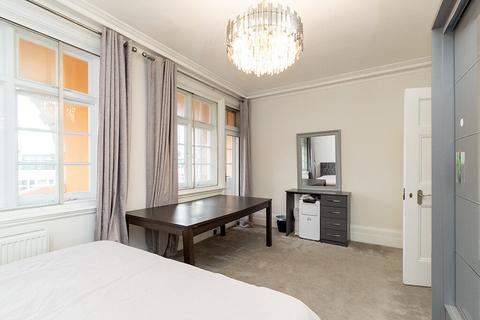 4 bedroom apartment to rent, Marylebone Road, London NW1