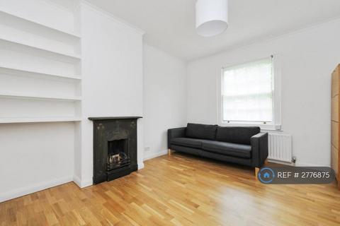3 bedroom terraced house to rent, Mellitus Street, London, W12