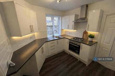1 bedroom flat to rent, Kimble Road, London, SW19