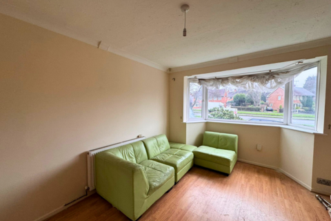 3 bedroom semi-detached house to rent, Queslett Road, Birmingham