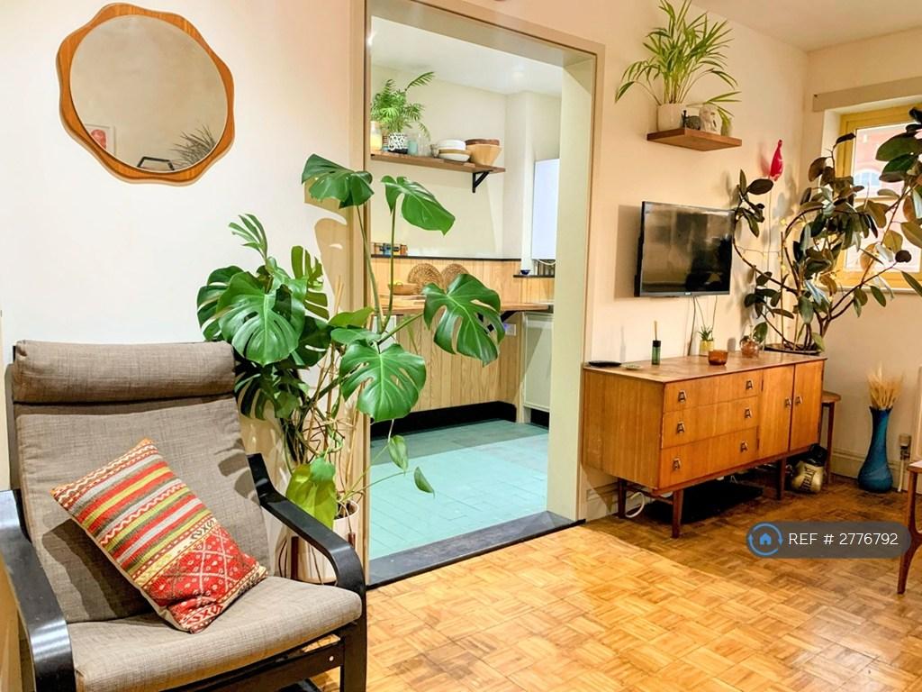 Canal Side Hackney 1 Bed