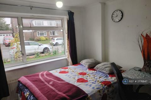 1 bedroom in a house share to rent, Farmers Way, Maidenhead, SL6