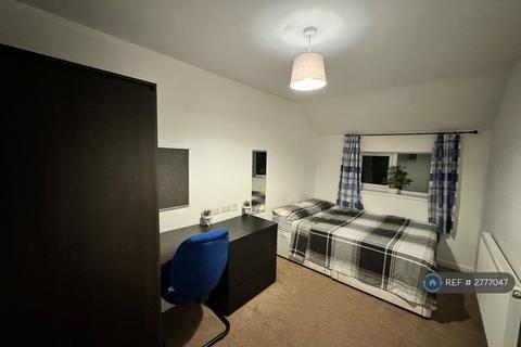 1 bedroom in a flat share to rent, Wells Court, Coventry, CV5