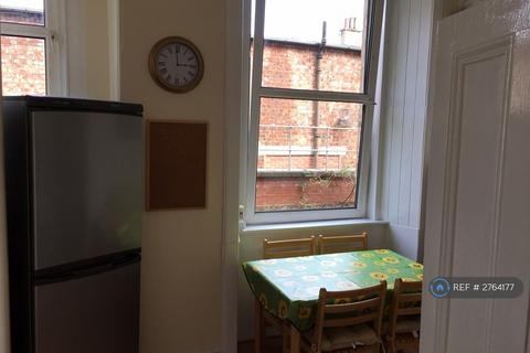 2 bedroom flat to rent, London Road, Edinburgh, EH7