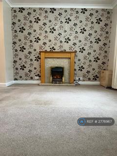 3 bedroom terraced house to rent, Hunt Street, Castleford, WF10