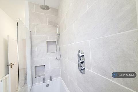 3 bedroom terraced house to rent, Rydal Street, Leigh, WN7