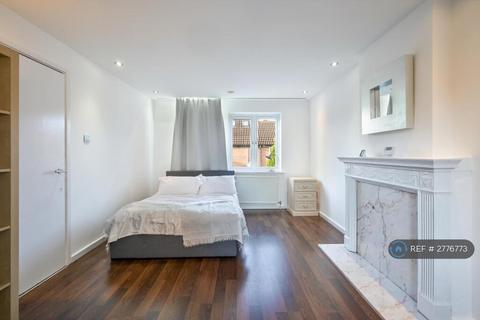 undefined, Linton Gardens, London, E6