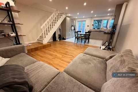undefined, Crayford Close, London, E6